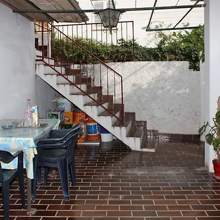Guest house With Wifi - 4693